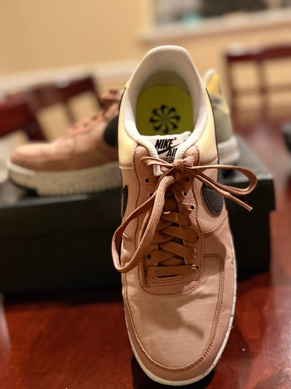 Nike Low-Top Sneakers - Dusty Pink & Black Swoosh - Picture 5 of 6